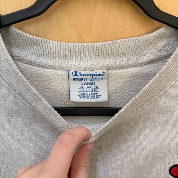 Champion Reverse Weave gray crewneck sweatshirt men’s L - Picture 2 of 3